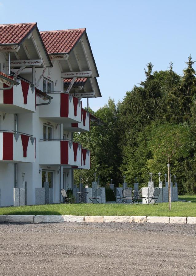 Zum Kreuzritter Aparthotel Wuestenrot Bagian luar foto