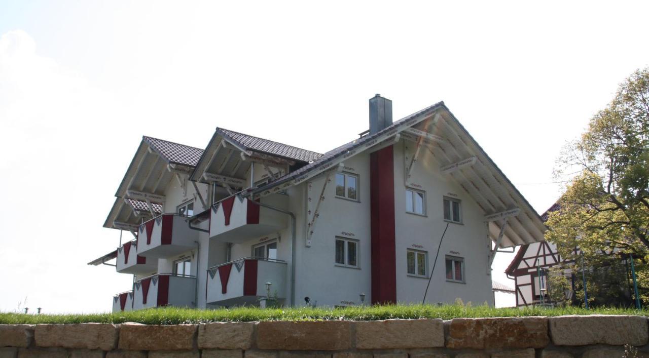 Zum Kreuzritter Aparthotel Wuestenrot Bagian luar foto