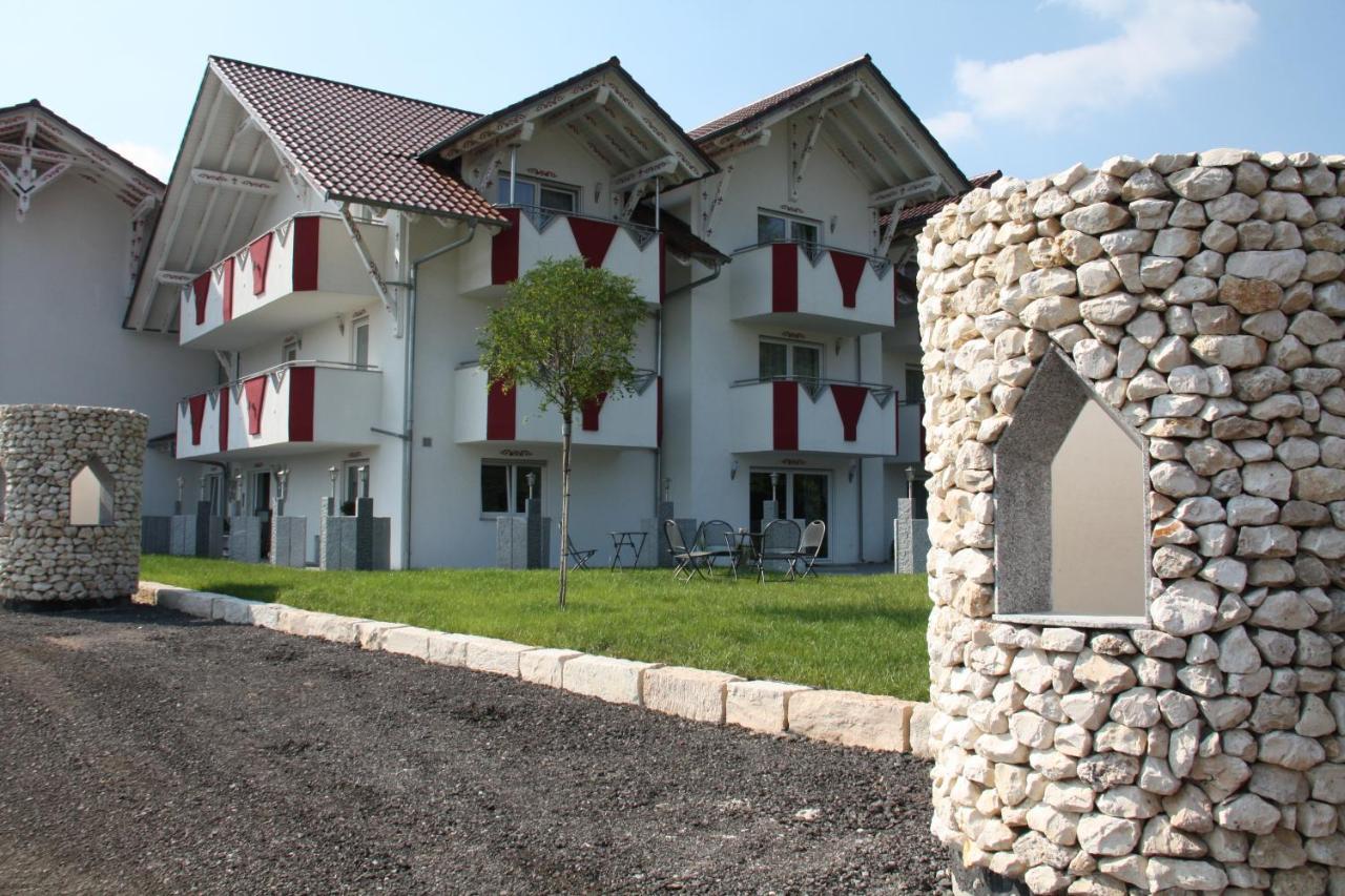 Zum Kreuzritter Aparthotel Wuestenrot Bagian luar foto