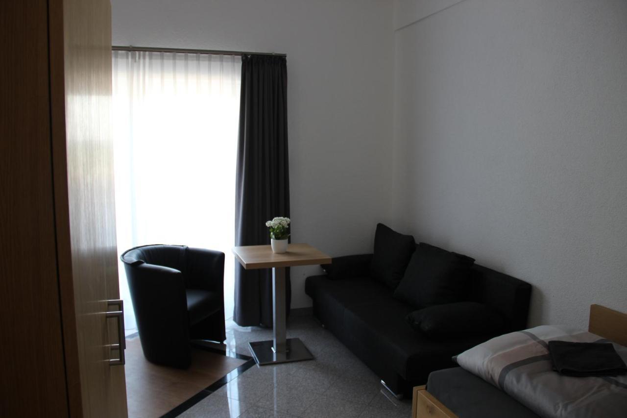Zum Kreuzritter Aparthotel Wuestenrot Bagian luar foto