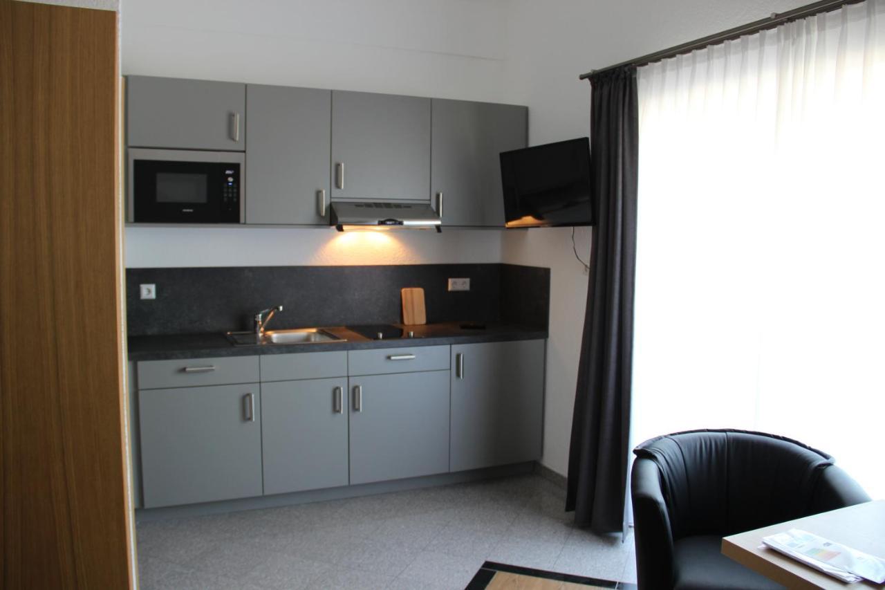 Zum Kreuzritter Aparthotel Wuestenrot Bagian luar foto